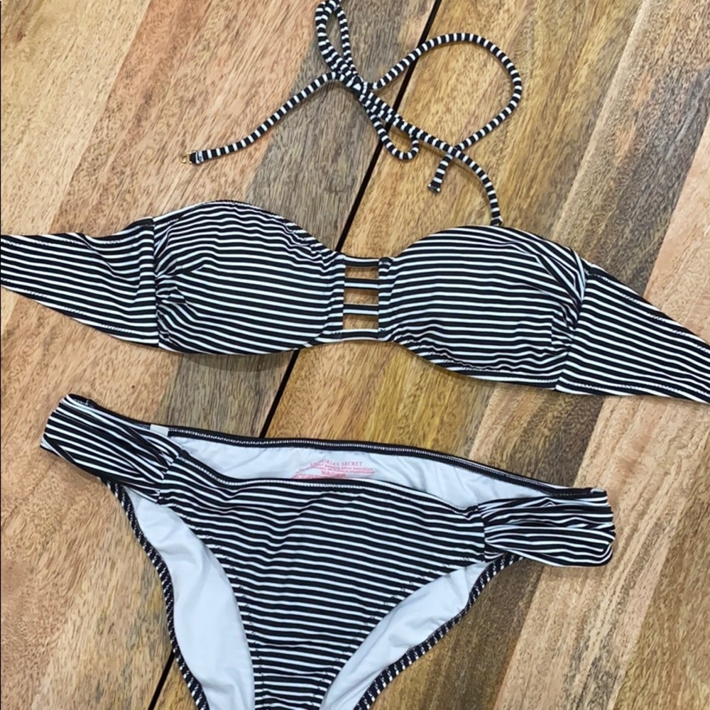 Victoria’s Secret Black and White Striped Bikink